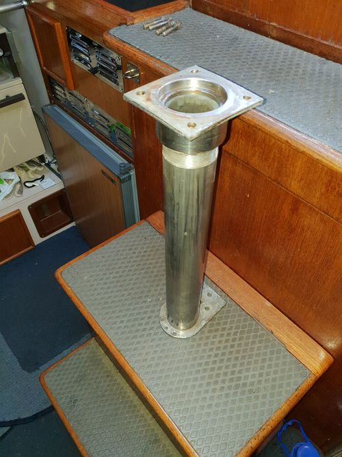 Rudder Tube can be removed